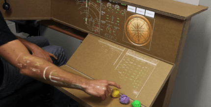 photo du cockpit interactif fait avec Ingescape pour Airbus projet fait avec ingescape environnement interactif pour expérimentations facteurs humains dans des cockpits d’avion pour Airbus